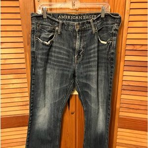 American Eagle men’s jeans